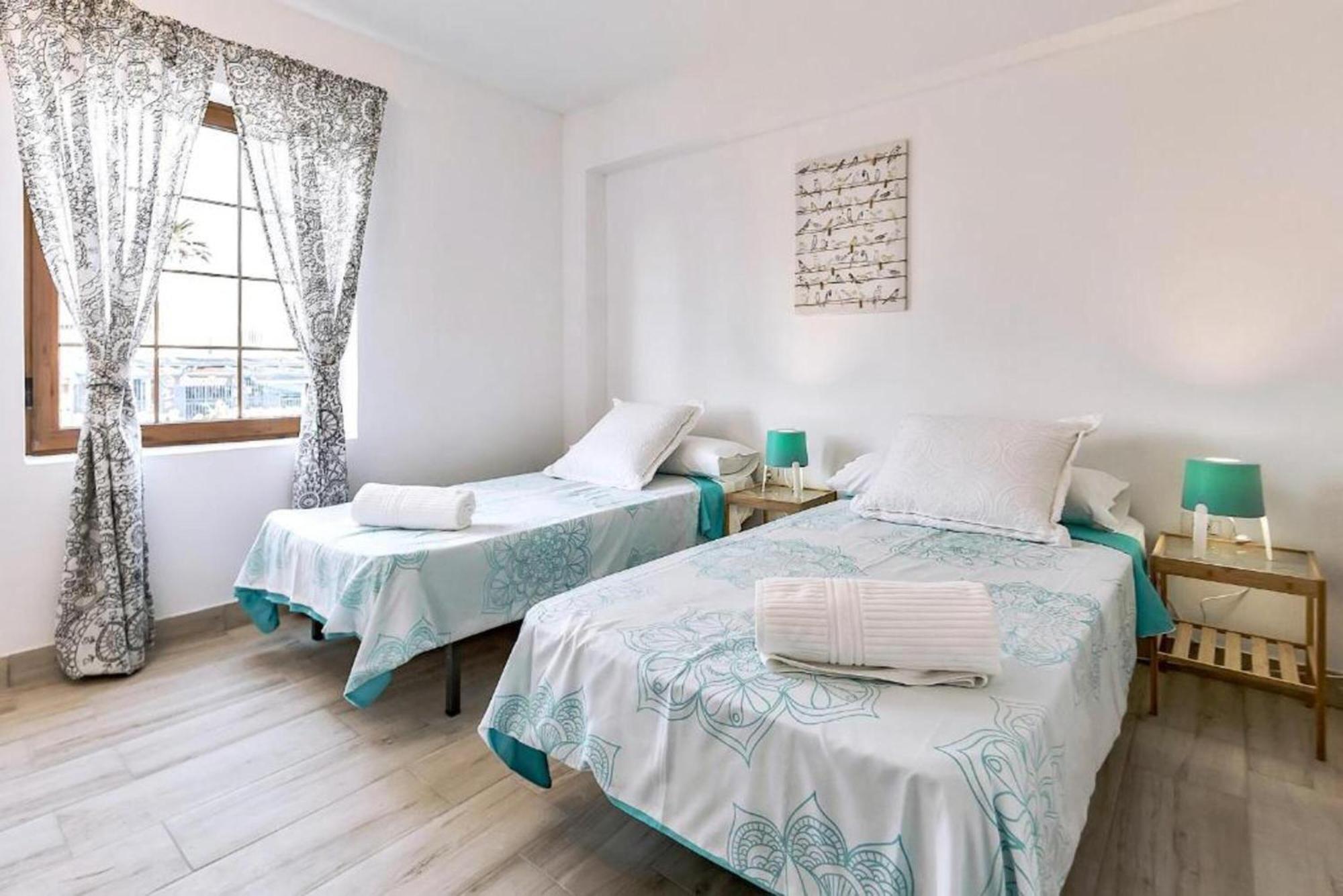 Two Bedroom Apartment In Playa De Las Americas, Free Wifi Bagian luar foto